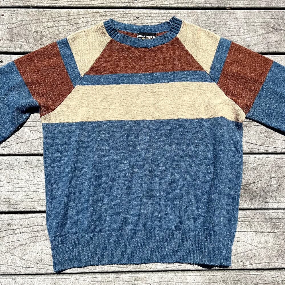 Item 23 Vintage Cool design sweater, Size xl